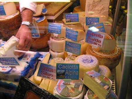 ジェノバの市場チーズ